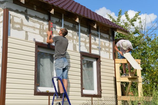 Cost of Handyman Siding Repair in Arlington