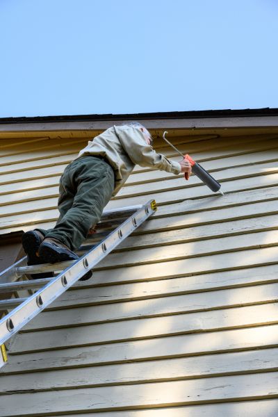 Vinyl Siding Caulk Patching
