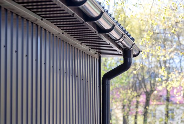 Sheet Metal Siding Repair in Arlington