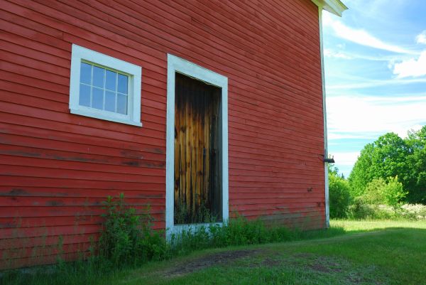 Wood Barn Siding Installation in Arlington